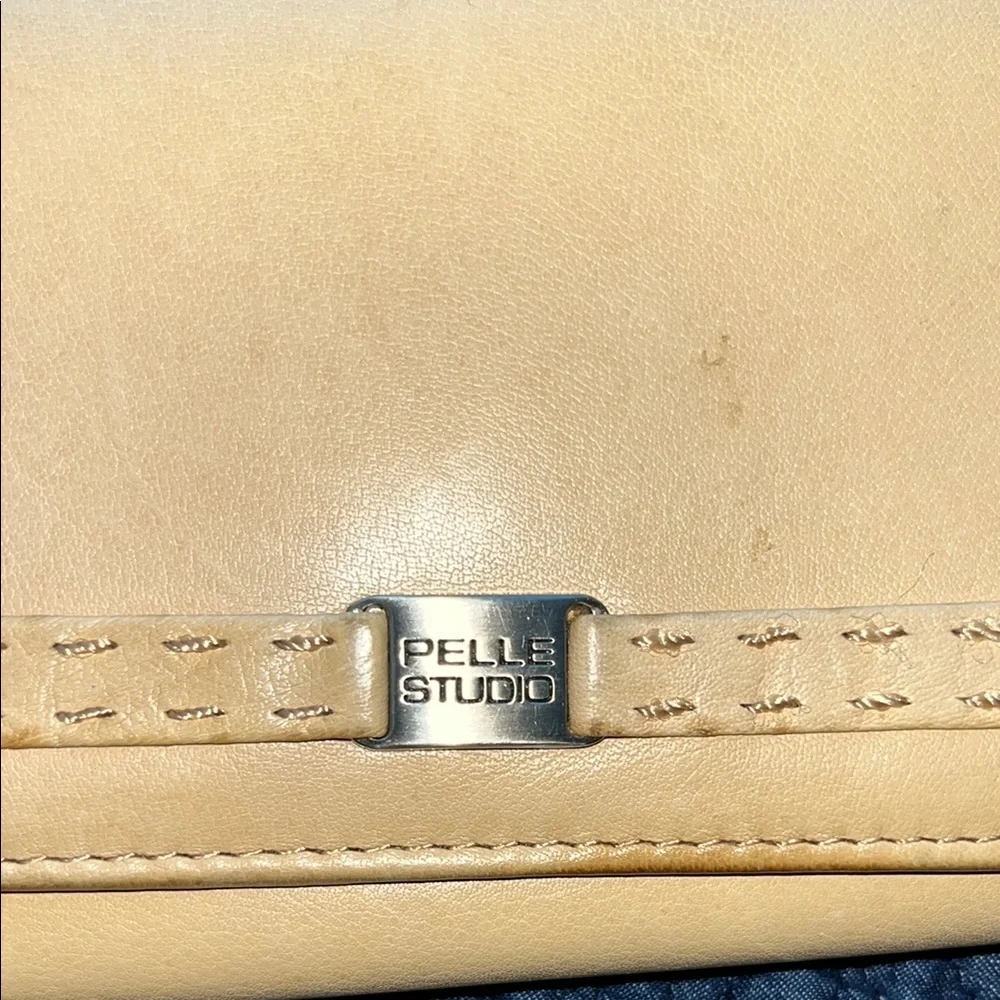 Pelle Studio Tan Wallet with‎ Silver Detail
